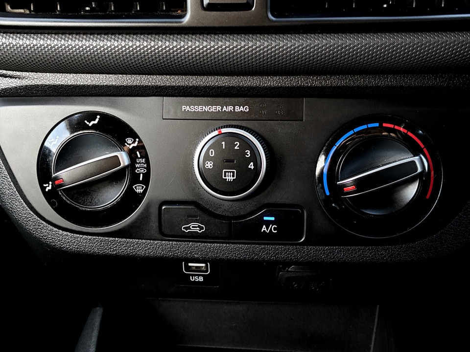 Used Hyundai i10 2023 for sale - 77666430: Photo 34