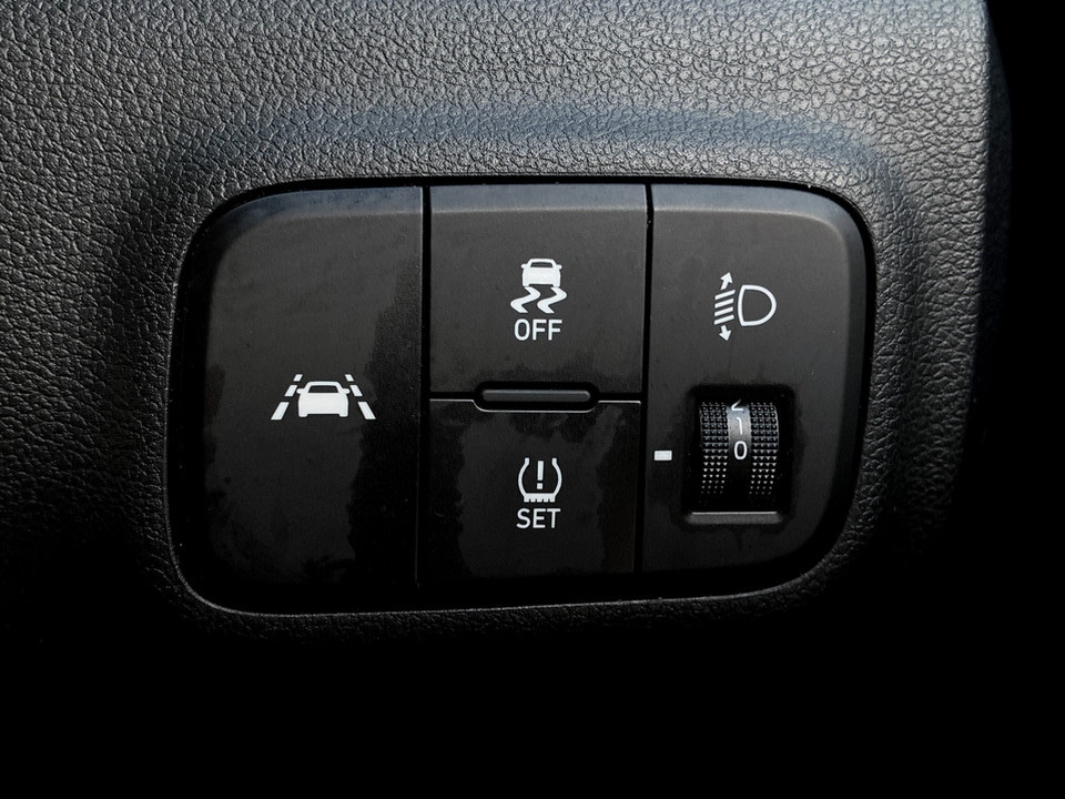 Used Hyundai i10 2023 for sale - 77666430: Photo 39