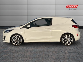 Used Ford Fiesta 2022 for sale - 76650646: Photo
