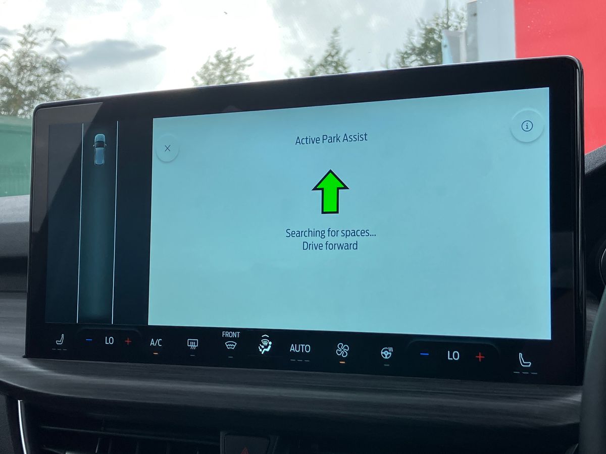 Used Ford Kuga 2025 for sale - 77168145: Photo 42