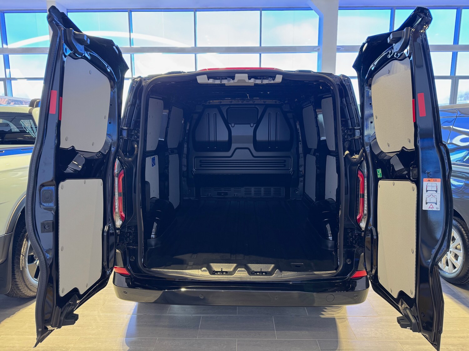 Used Ford Transit Custom 2026 for sale - 77676643: Photo 7