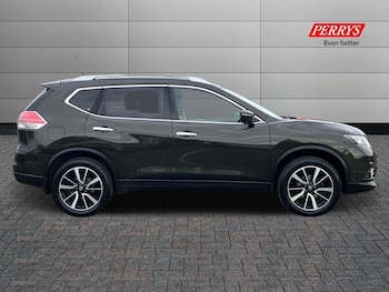 Used Nissan X-Trail 2016 for sale - 75496854: Photo