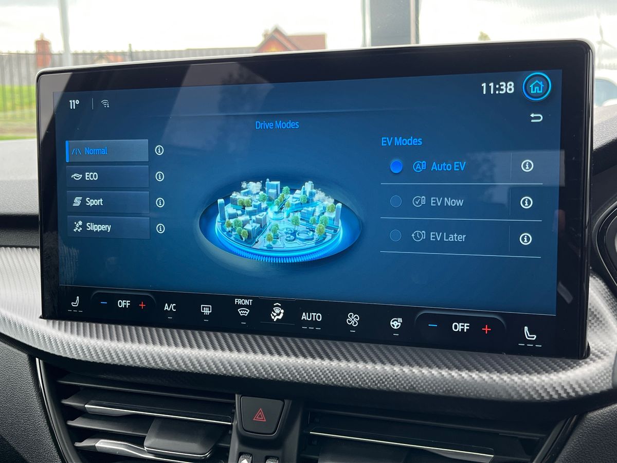 Used Ford Kuga 2024 for sale - 76518136: Photo 43