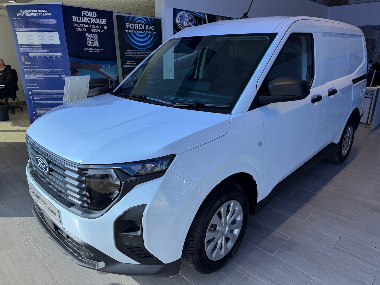 Used Ford Transit Courier 2026 for sale - 77980579: Photo 3