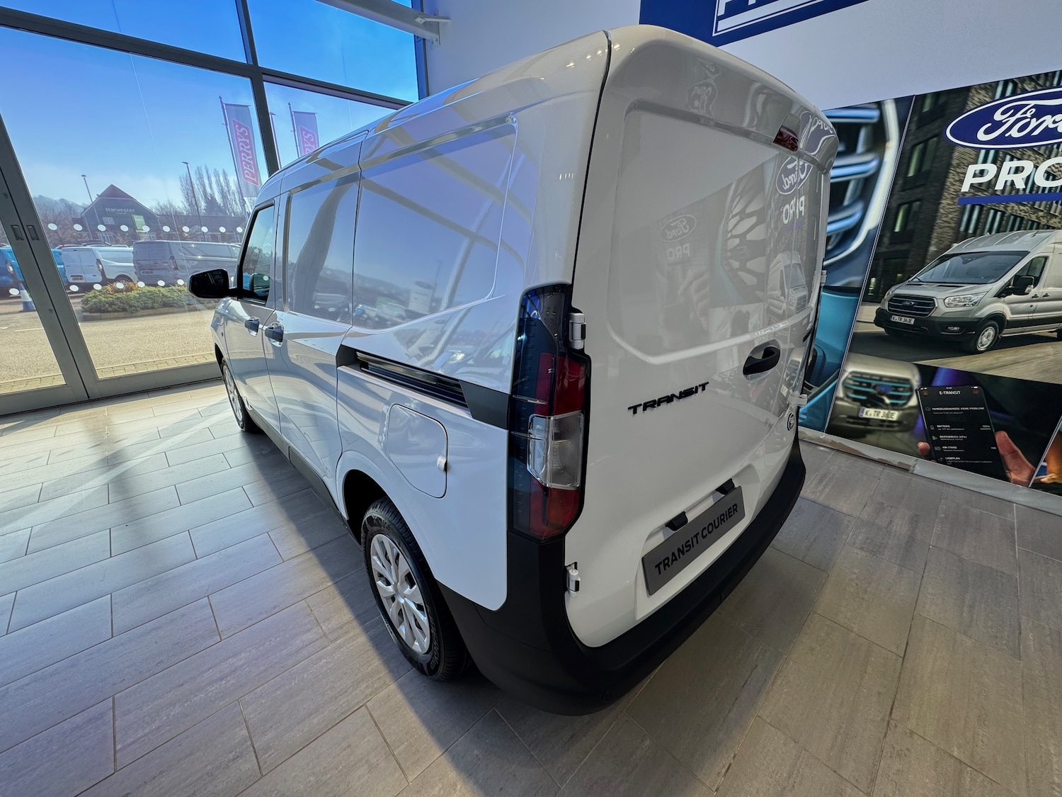 Used Ford Transit Courier 2026 for sale - 77980579: Photo 8