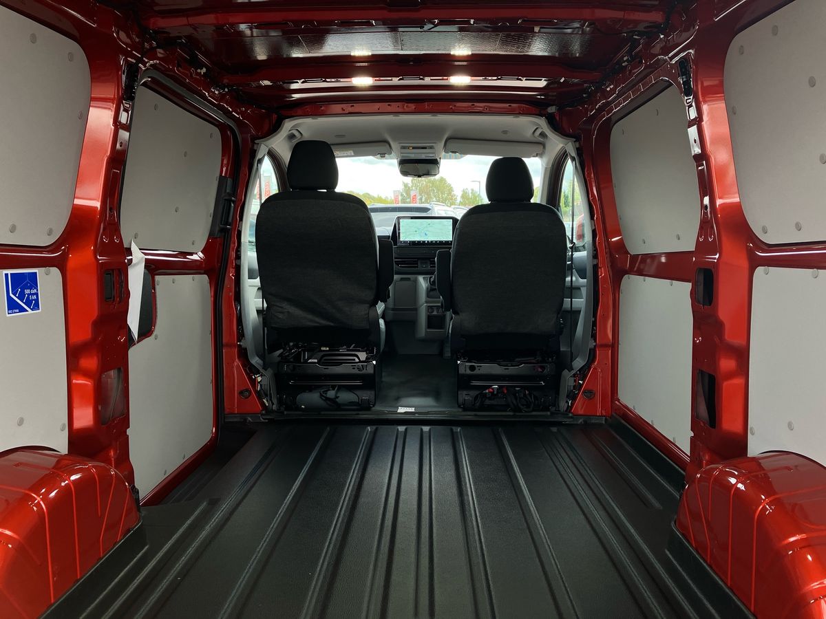 Used Ford Transit Custom 2025 for sale - 76272462: Photo 17