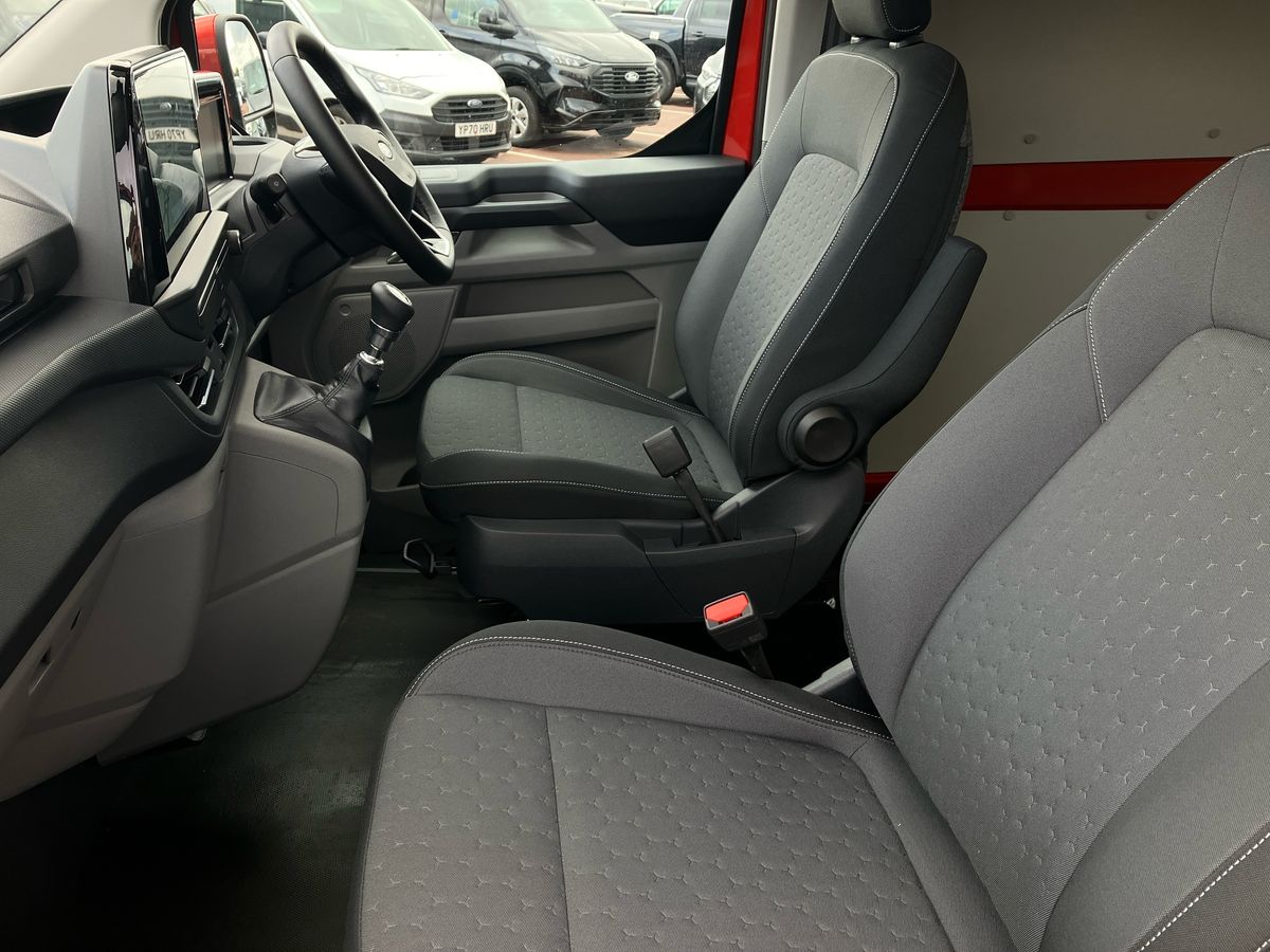Used Ford Transit Custom 2025 for sale - 76272462: Photo 6