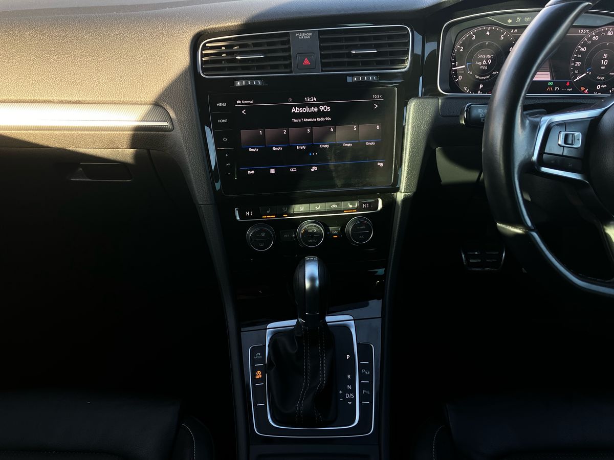 Used Volkswagen Golf 2019 for sale - 77297467: Photo 17