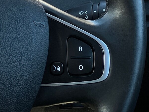 Used Renault Captur 2019 for sale - 76090280: Photo 35