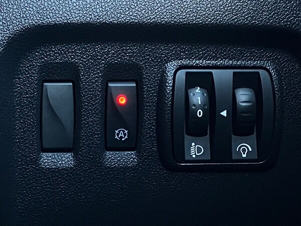 Used Renault Captur 2019 for sale - 76090280: Photo 39