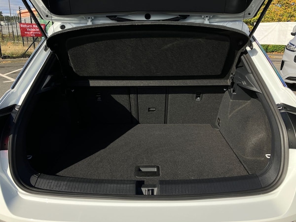 Used Volkswagen T-Roc 2022 for sale - 76142170: Photo 23