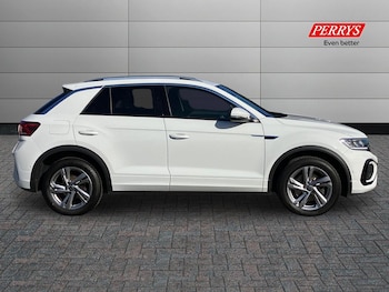 Used Volkswagen T-Roc 2022 for sale - 76142170: Photo
