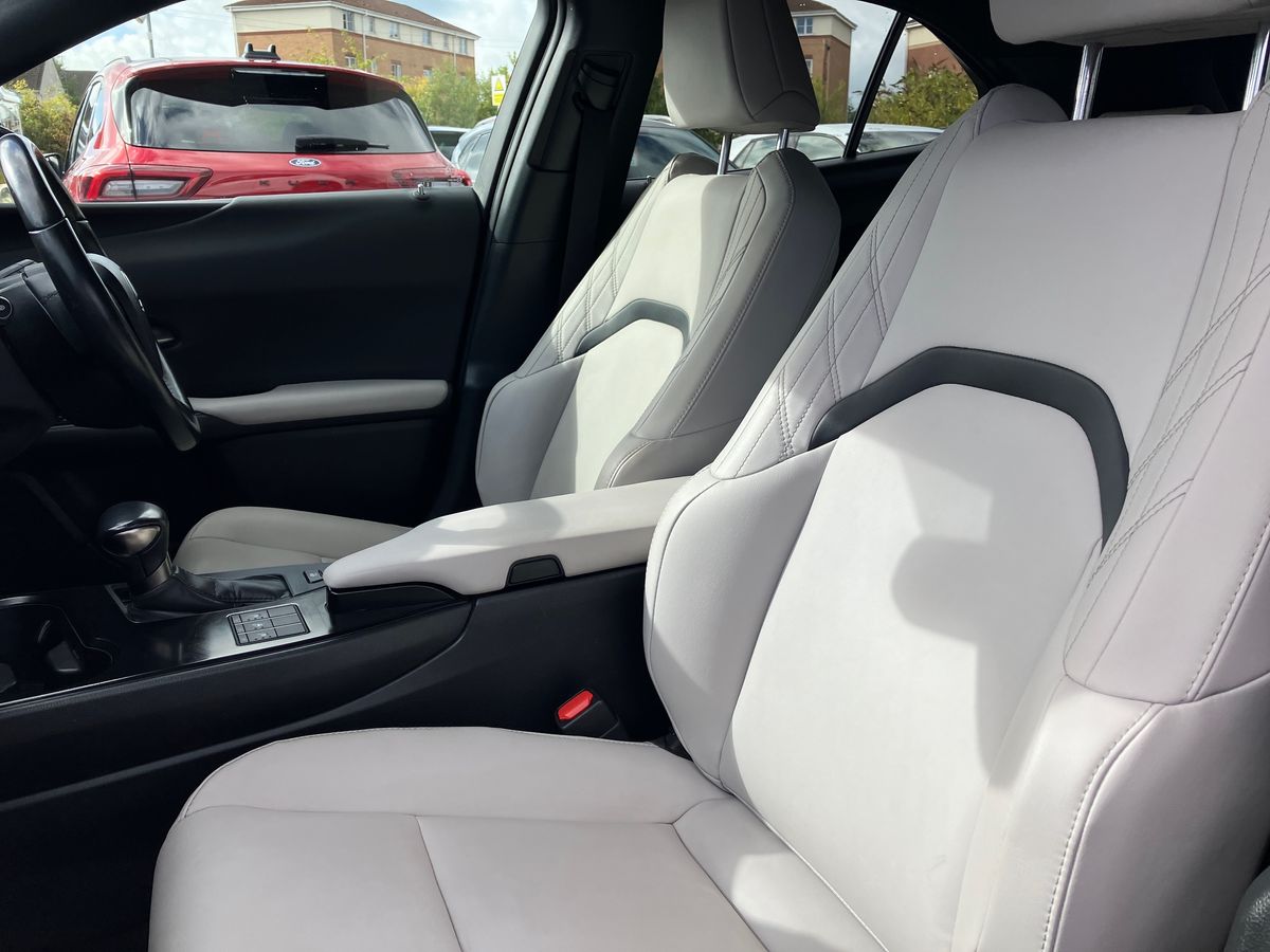 Used Lexus UX 2023 for sale - 75863194: Photo 36