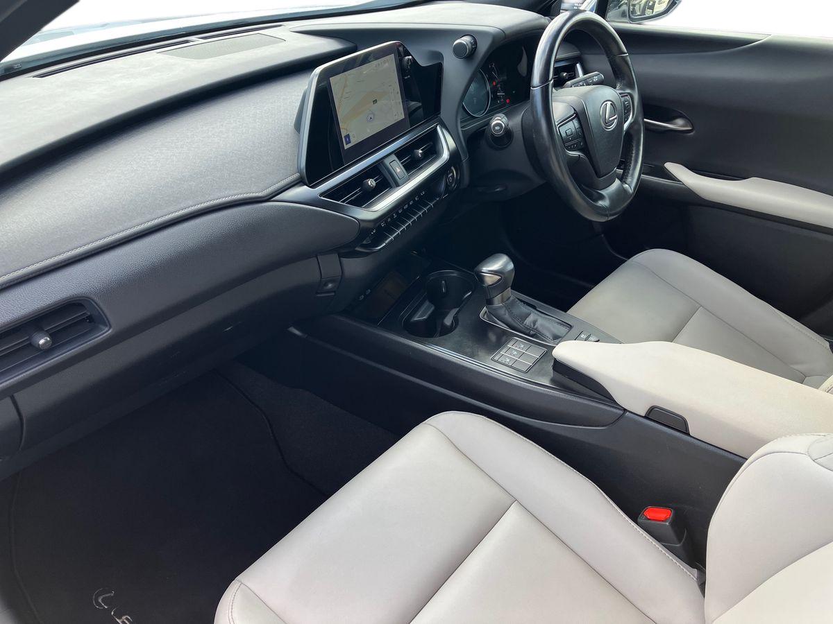 Used Lexus UX 2023 for sale - 75863194: Photo 6