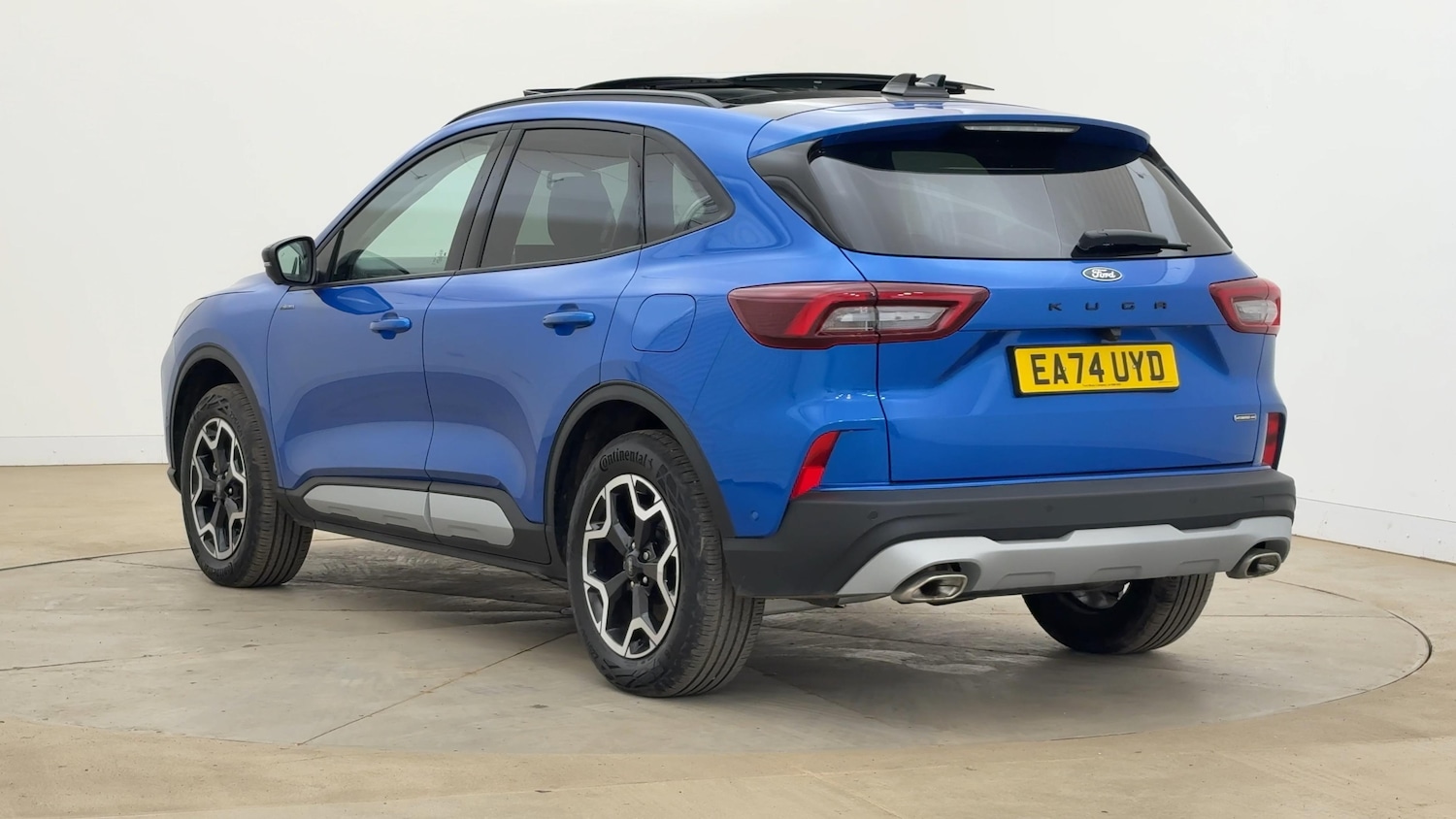 Used Ford Kuga 2024 for sale - 76663279: Photo 2