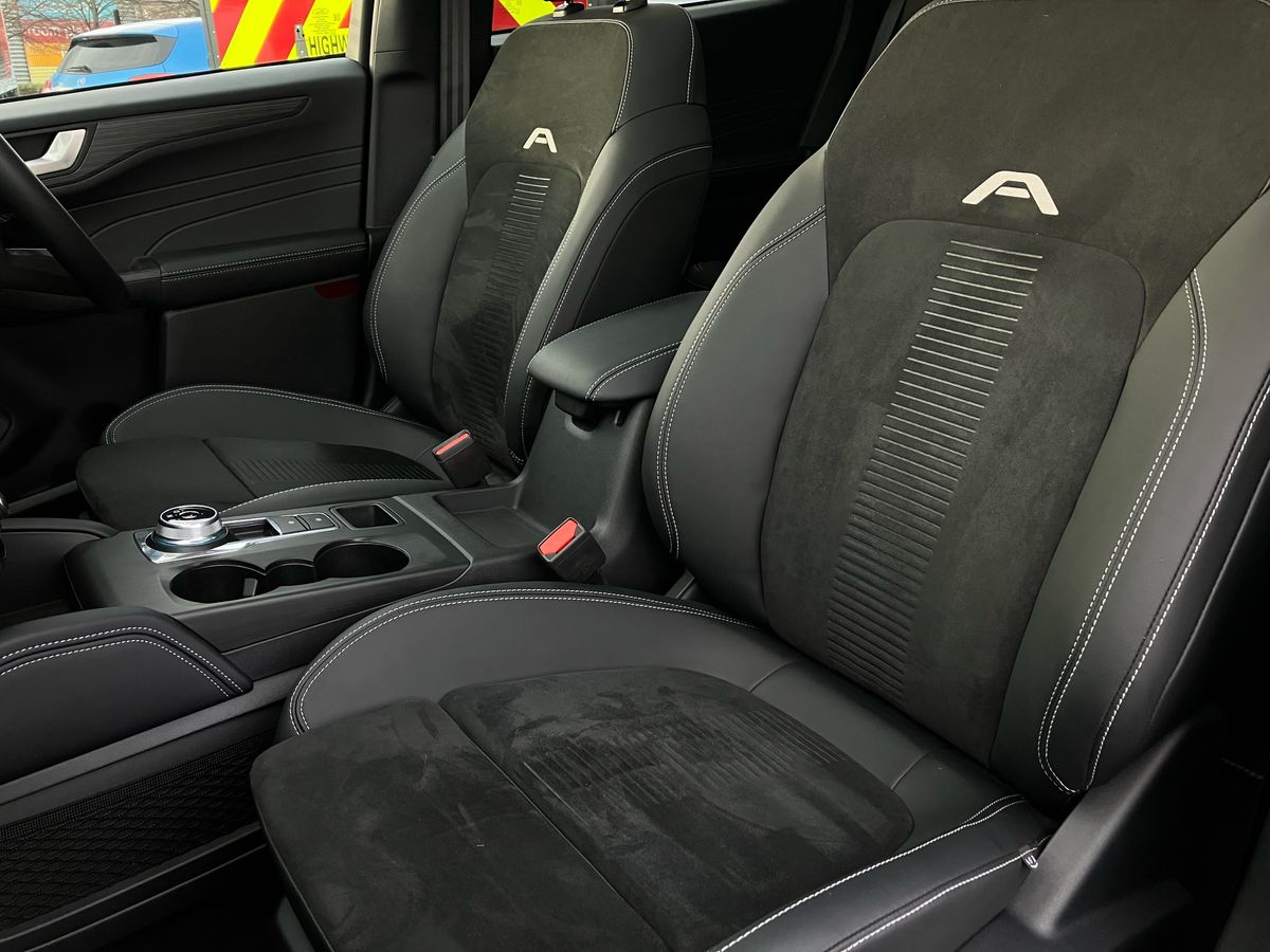 Used Ford Kuga 2024 for sale - 76663279: Photo 23