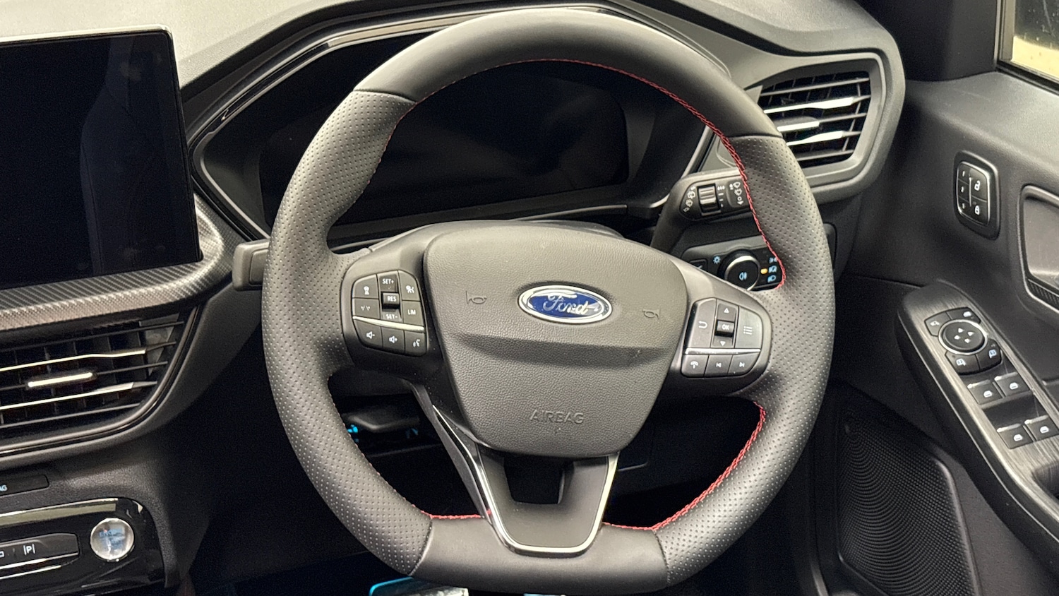 Used Ford Kuga 2025 for sale - 76969360: Photo 15