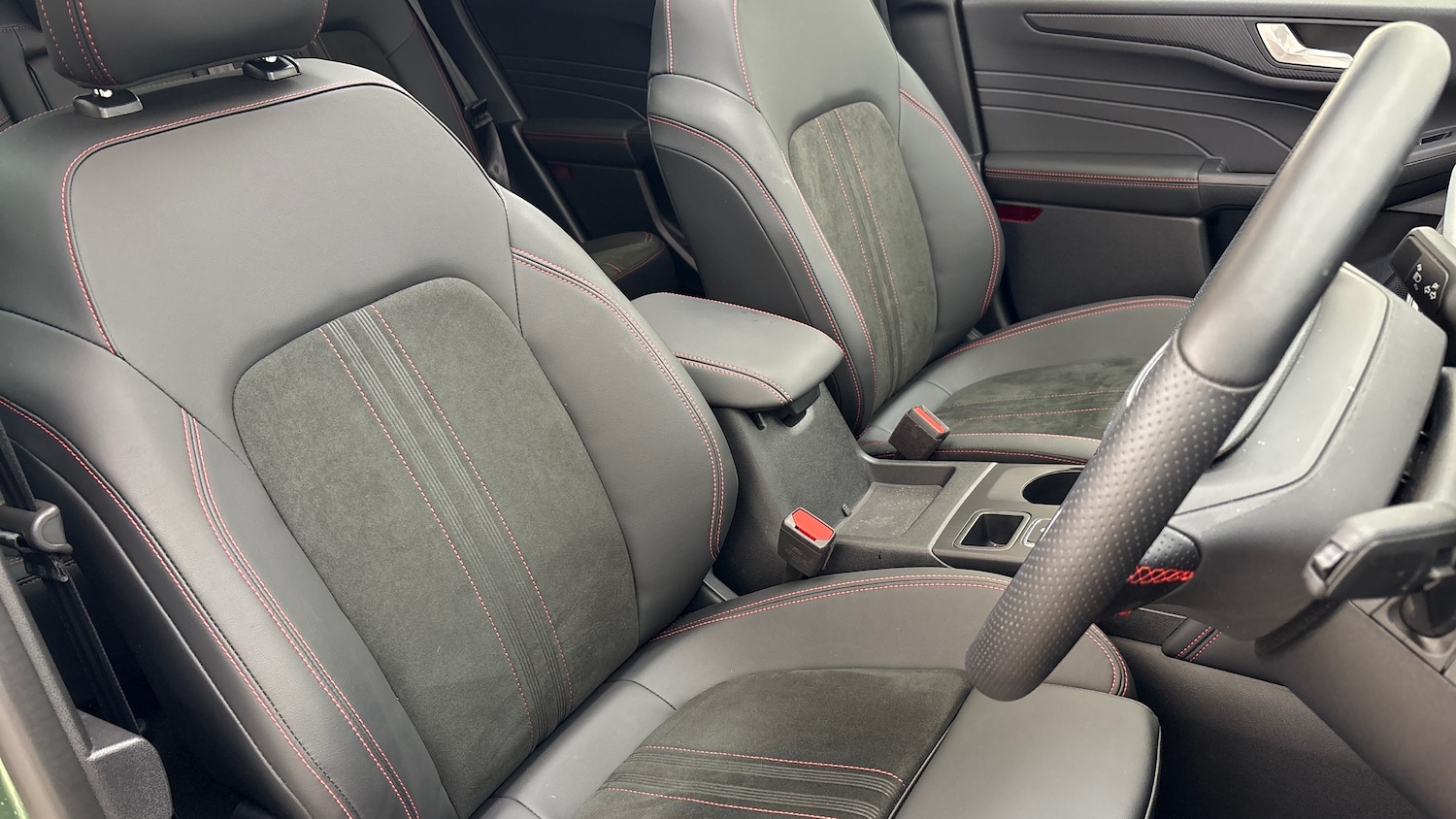 Used Ford Kuga 2025 for sale - 76969360: Photo 20