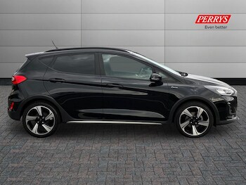 Used Ford Fiesta 2023 for sale - 76142074: Photo 3