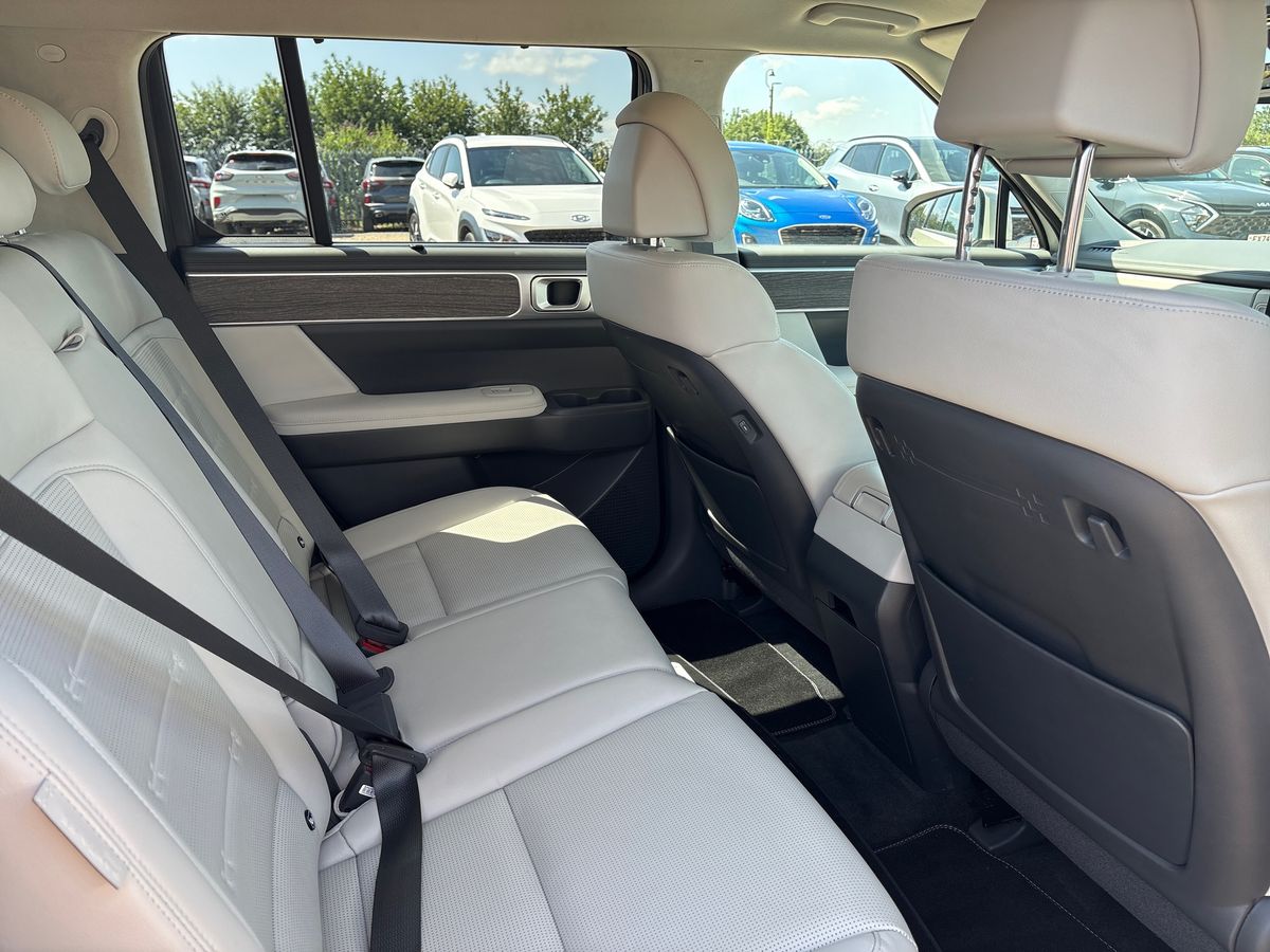 Used Hyundai Santa Fe 2025 for sale - 77562728: Photo 37