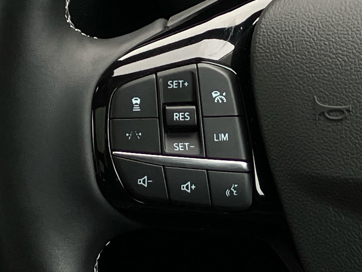 Used Ford Kuga 2025 for sale - 76650645: Photo 16