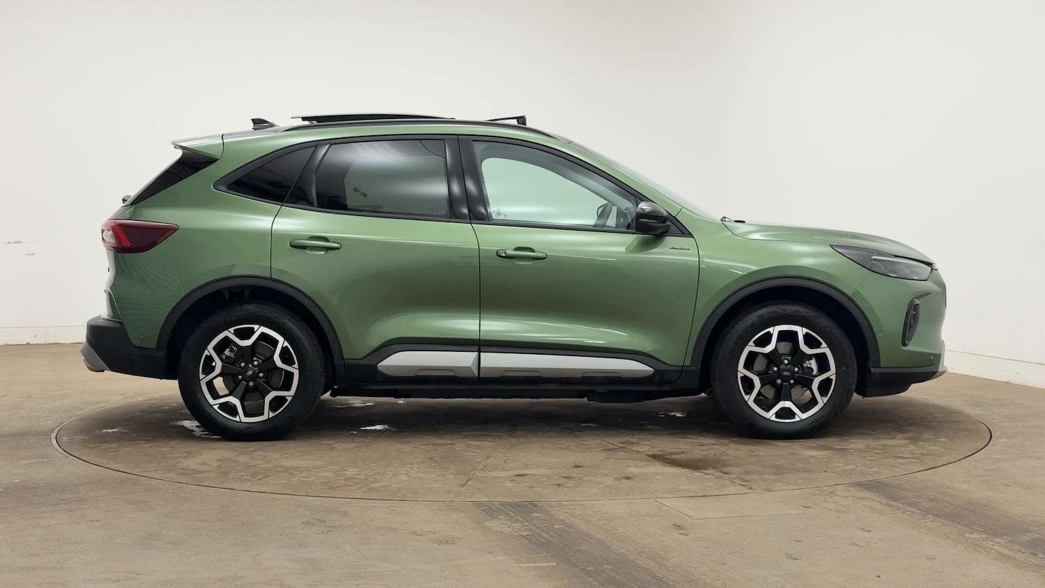 Used Ford Kuga 2025 for sale - 76650645: Photo 5