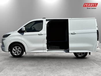 Used Ford Transit Custom 2024 for sale - 78368211: Photo