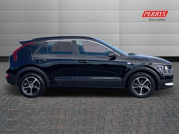 Used Kia Niro 2024 for sale - 76090436: Photo 3