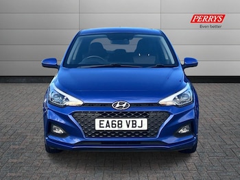 Used Hyundai i20 2018 for sale - 76565822: Photo