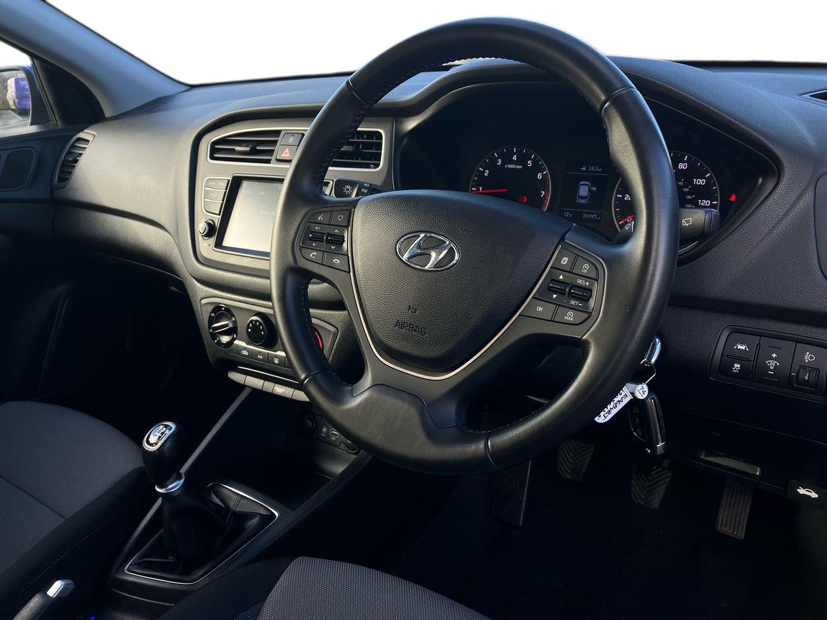 Used Hyundai i20 2018 for sale - 76565822: Photo 8