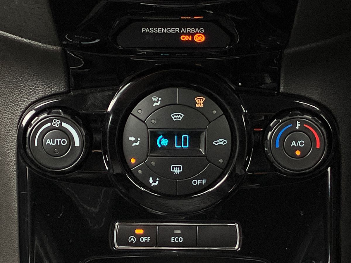 Used Ford Fiesta 2016 for sale - 76142130: Photo 14