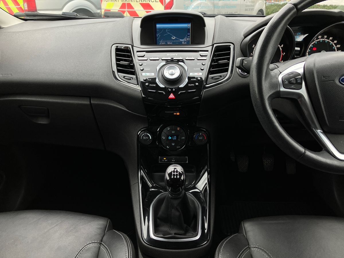 Used Ford Fiesta 2016 for sale - 76142130: Photo 20