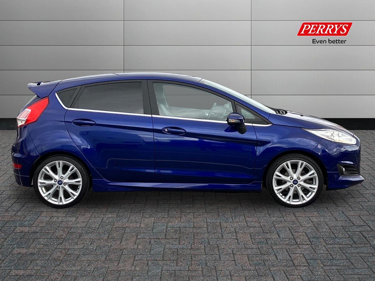 Used Ford Fiesta 2016 for sale - 76142130: Photo 3