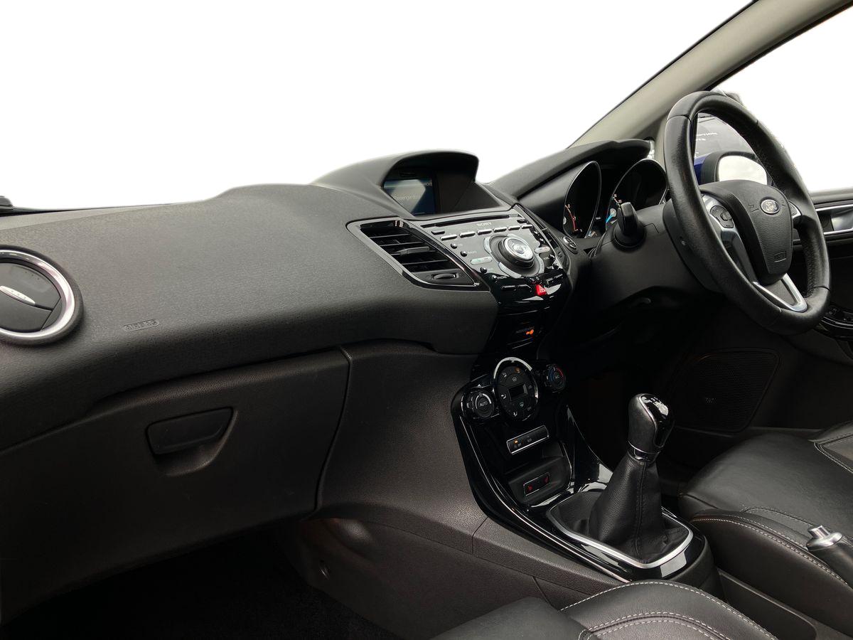 Used Ford Fiesta 2016 for sale - 76142130: Photo 7