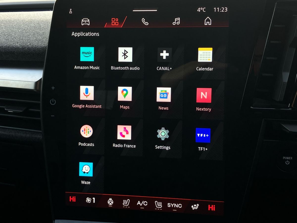 Used Renault Scenic E-Tech 2024 for sale - 76542418: Photo 28