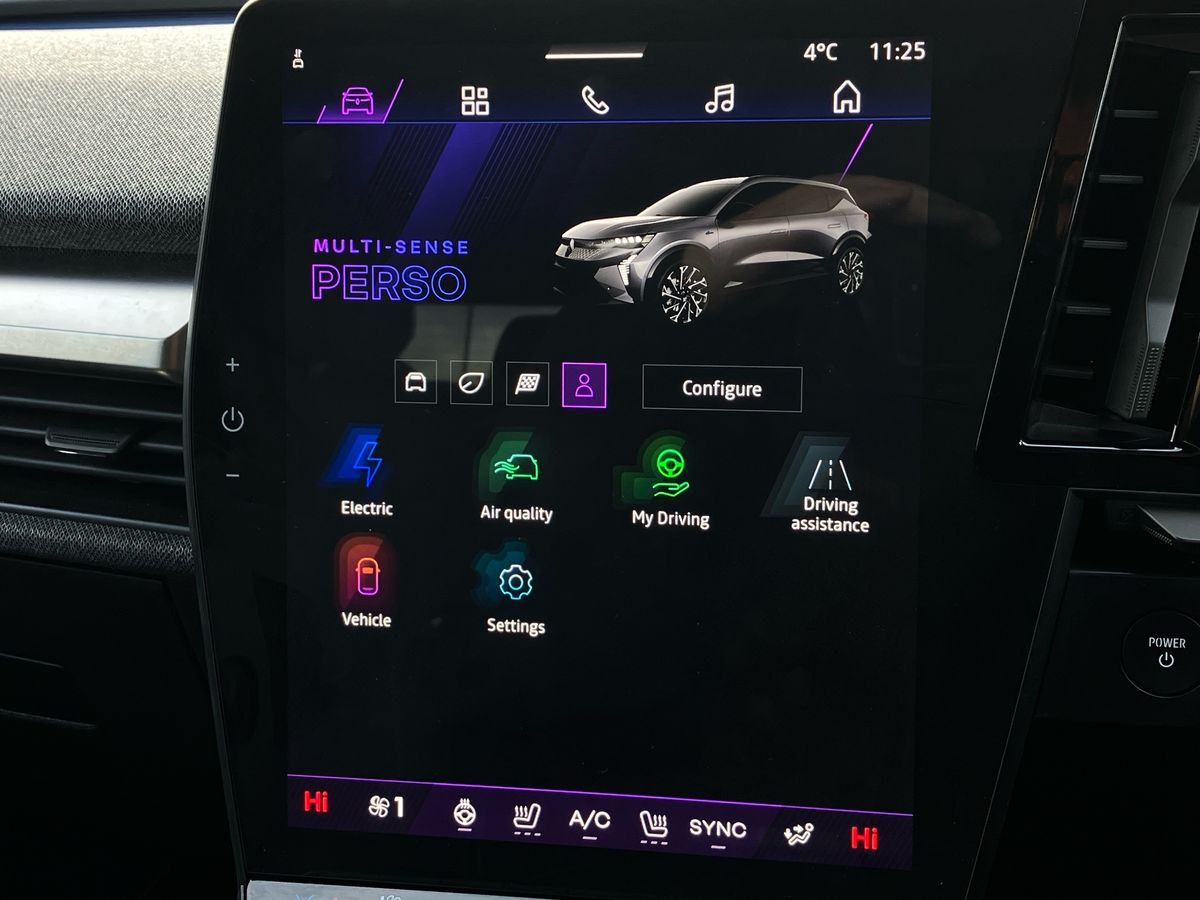 Used Renault Scenic E-Tech 2024 for sale - 76542418: Photo 32