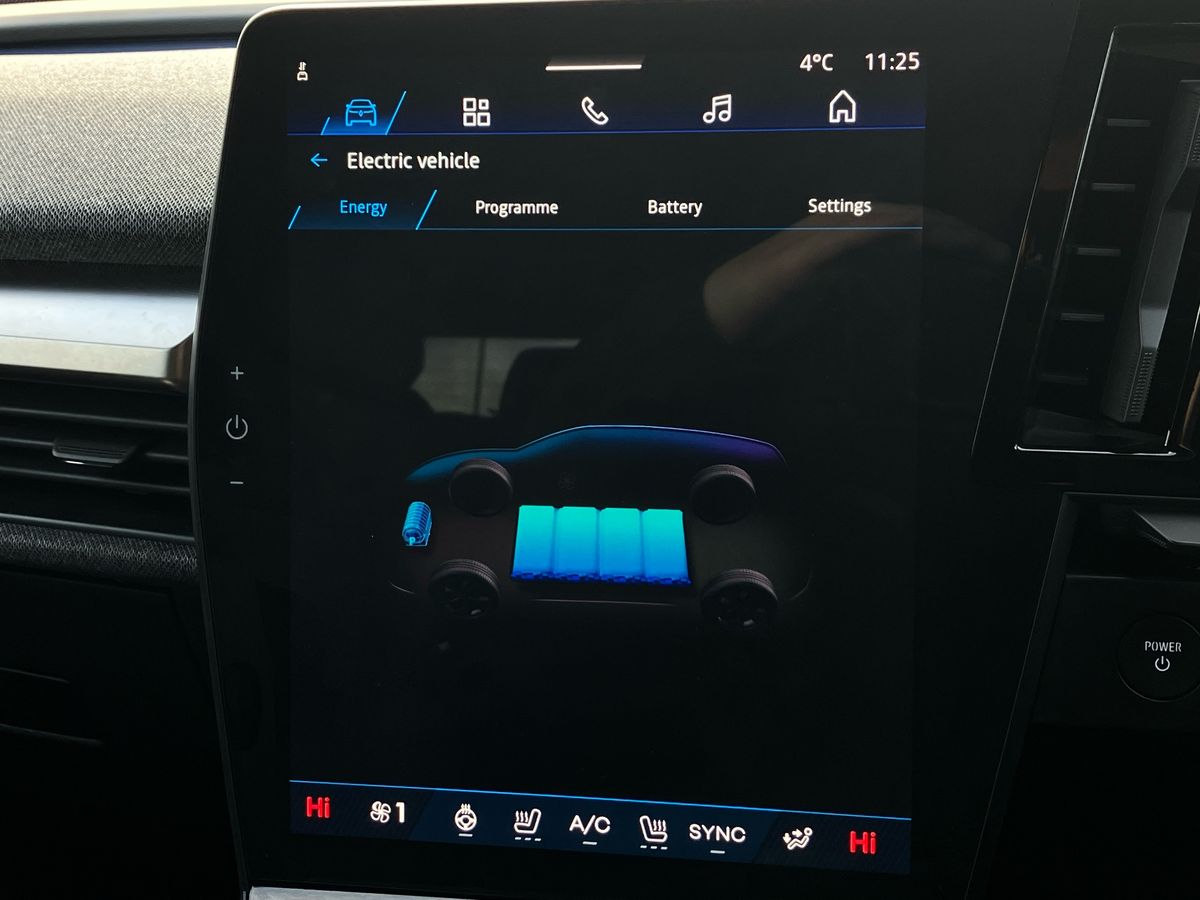 Used Renault Scenic E-Tech 2024 for sale - 76542418: Photo 34