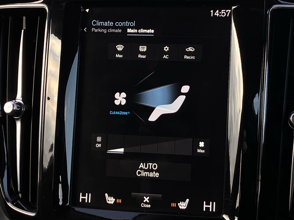 Used Volvo XC60 2018 for sale - 77666326: Photo 12