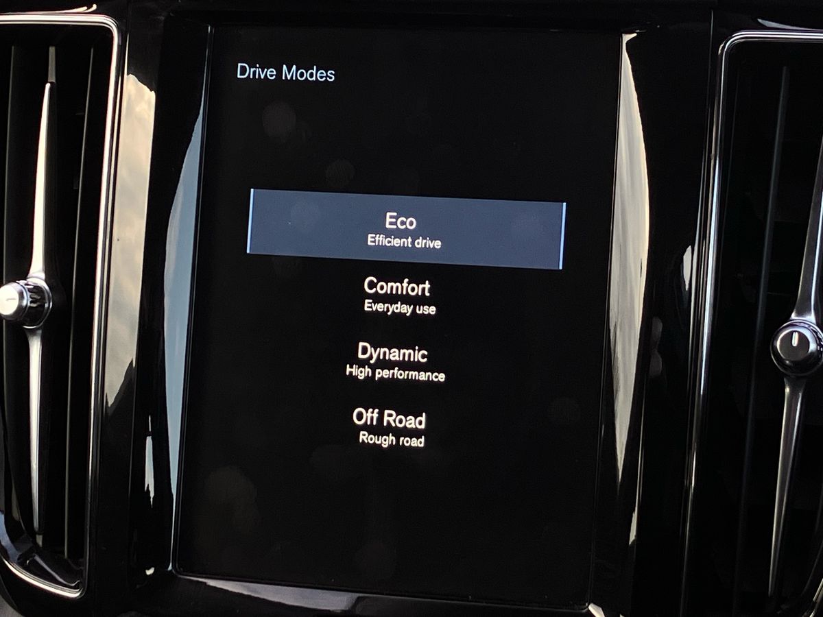 Used Volvo XC60 2018 for sale - 77666326: Photo 33