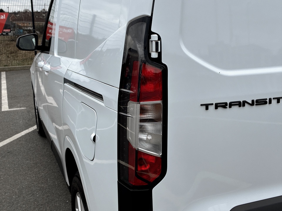 Used Ford Transit Courier 2025 for sale - 77666503: Photo 11