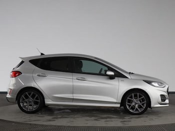 Used Ford Fiesta 2023 for sale - 77932031: Photo