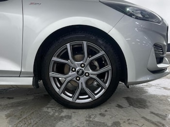 Used Ford Fiesta 2023 for sale - 77932031: Photo