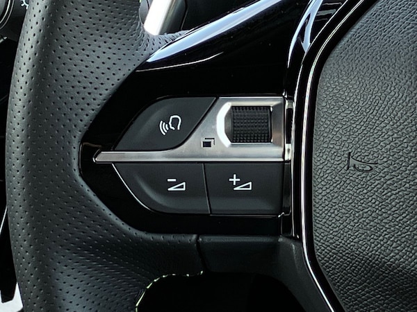 Used Peugeot 2008 2025 for sale - 75542043: Photo 19