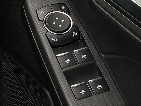 Used Ford Kuga 2022 for sale - 75970546: Photo 21
