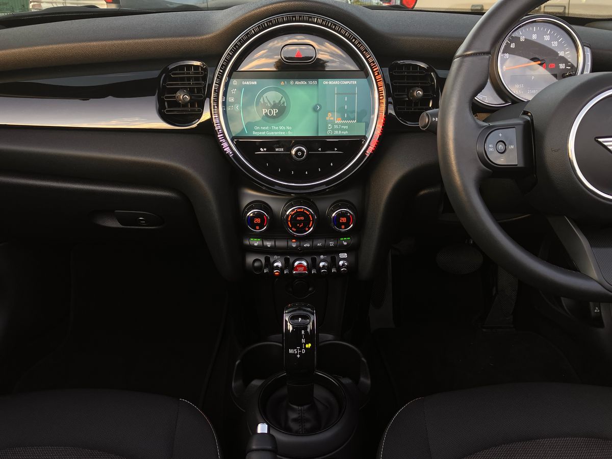 Used MINI Convertible 2022 for sale - 76931847: Photo 17