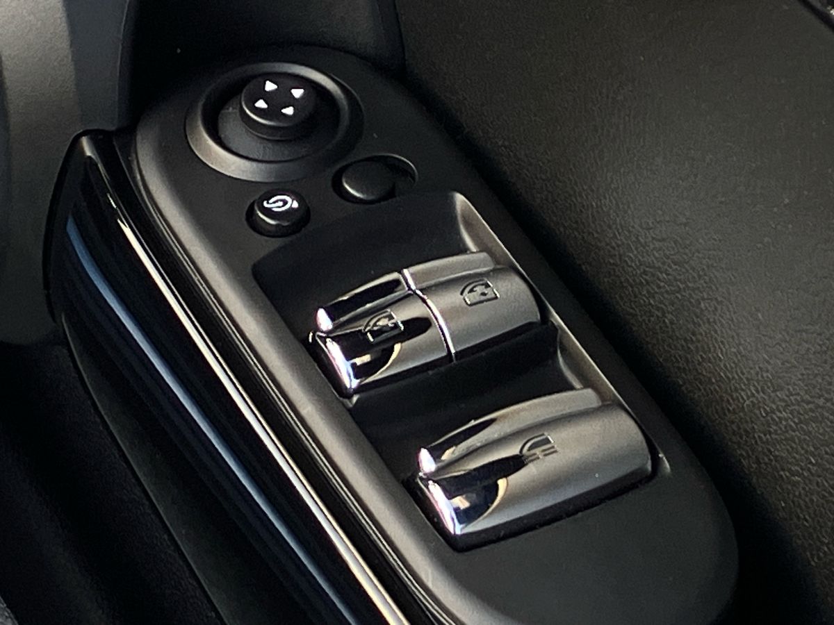 Used MINI Convertible 2022 for sale - 76931847: Photo 18