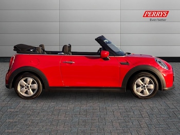 Used MINI Convertible 2022 for sale - 76931847: Photo