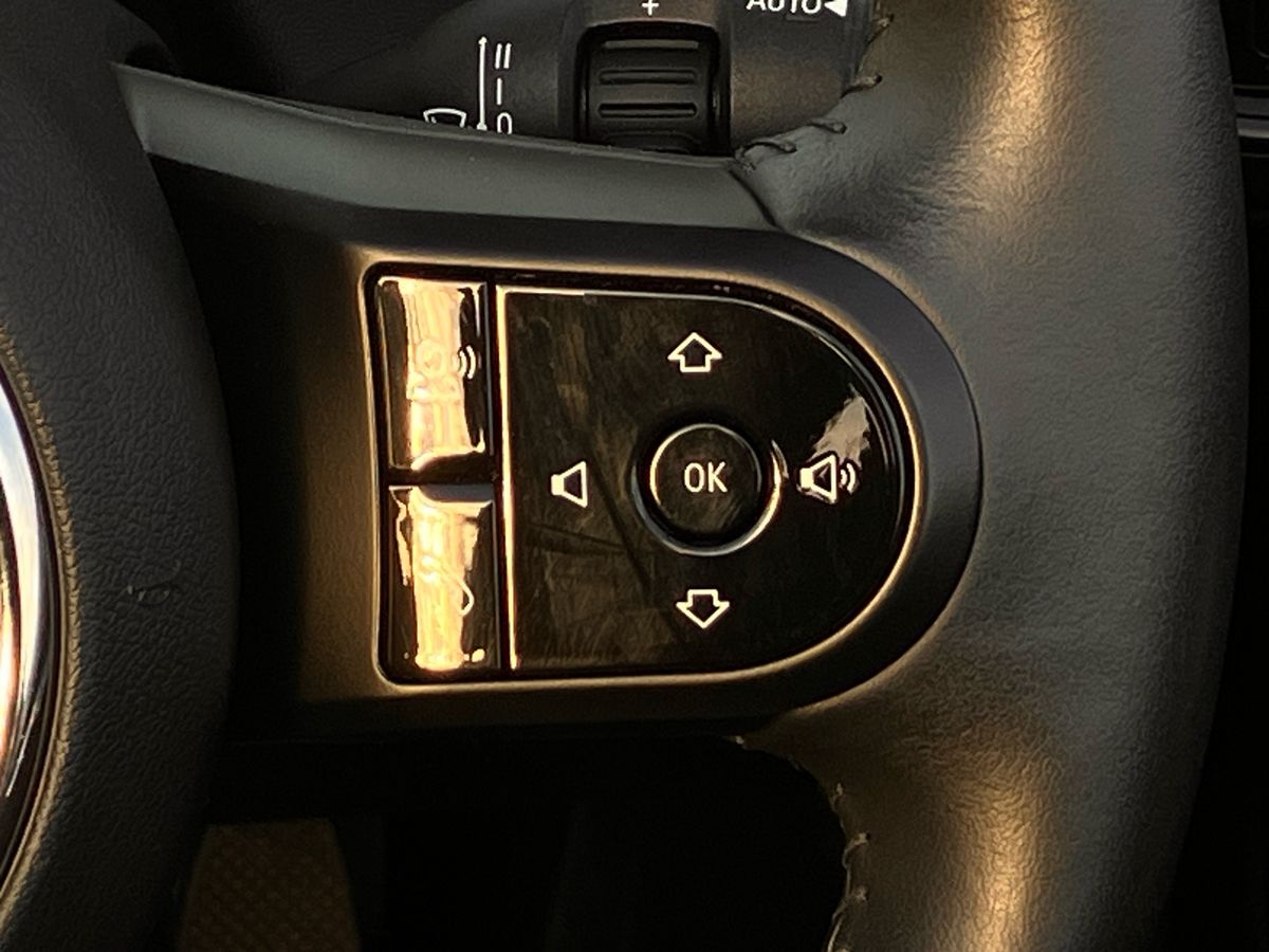 Used MINI Convertible 2022 for sale - 76931847: Photo 41