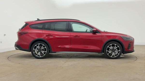 Used Ford Focus 2025 for sale - 76300476: Photo 5