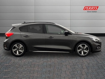 Used Ford Focus 2021 for sale - 77271716: Photo